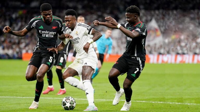 ريال مدريد – أرسنال: قلب نابض في البرنابيو.. لكن الصاعقة الآرسنالية تُطيح بالعملاق وتلحق بباريس في نصف النهائي!