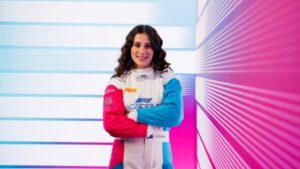 “جوان سيكونتي تنضم إلى أكاديمية الفورمولا 1: نجمة صاعدة تتحدى التوقعات”