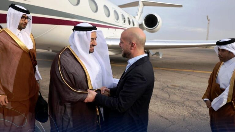 اللافي يستقبل وزير الخارجية القطري في طرابلس لبحث تعزيز العلاقات الثنائية