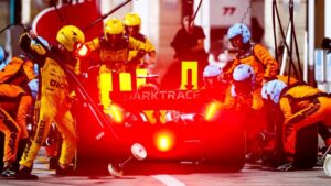 في غمضة عين: أسرار محطات الصيانة الخارقة في الفورمولا 1… هنا يُصنع الفارق