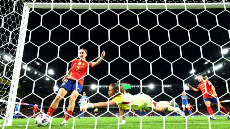 ملحمة اليورو للسيدات: إسبانيا تروّض إيطاليا في ليلة حافلة بالمفاجآت وتتأهل لربع النهائي!