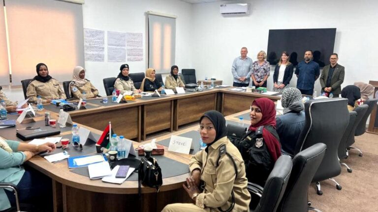 تعزيز دور المرأة في إنفاذ القانون بليبيا: شراكة بريطانية-ليبية نحو شرطة أكثر شمولاً واحترافية