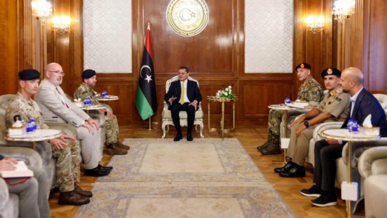 تعزيز العلاقات الدفاعية الليبية-البريطانية: رؤية مشتركة للاستقرار