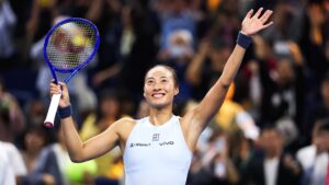 الصين ترحب بملكتها: تشنغ تشيوان تعود من بوابة الألم لتصنع المجد