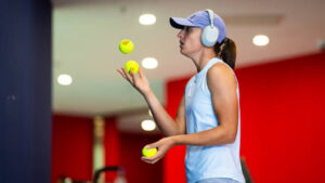 إيغا شفيونتيك : البطلة تُصارع ذاتها… وتُطلق العنان لقوتها