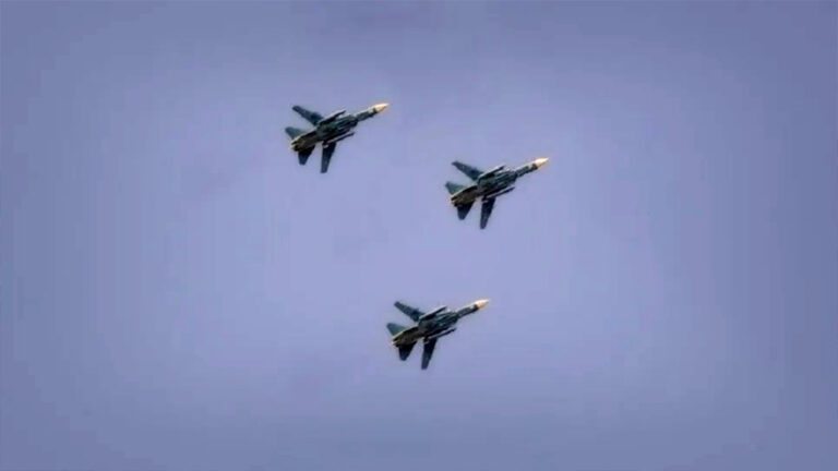 تصعيد جوي شامل في دارفور: الجيش يضرب بـ «الحربي والمسيّر».. والاتهامات تتبادل بشأن «مجزرة مدنية»