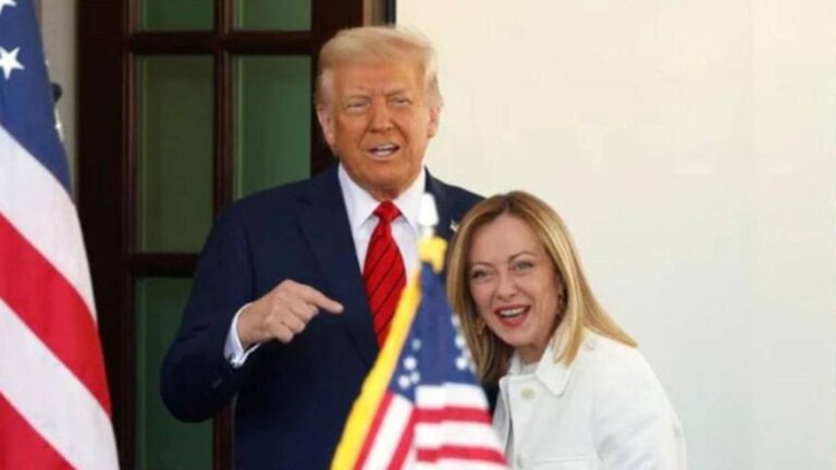 بين «المرأة الجميلة» و«وجه الحصان»: فك شفرة ولع ترامب بتعليقات المظهر الخارجي