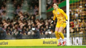 هانا هامبتون وسارينا ويغمان تُتوّجان في باريس: قصة الليونيس (The Lioness) التي غيرت مصيرها واعتلت عرش الكرة الذهبية.