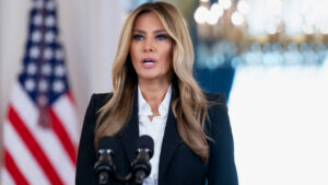 فضيحة “أطفال أوكرانيا”: هل حطّم الكونغرس “قناة السلام” السرية لـ ميلانيا ترامب؟