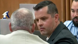 صمت الـ 109 درجات: حين تحولت أريزونا إلى مقبرة.. والأب يختار العالم الافتراضي على حياة طفلته