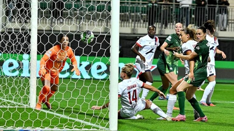 🛠️ رسالة نارية من ألمانيا: فولفسبورغ يطلق قوته القارية ويسحق باريس سان جيرمان برباعية نظيفة في افتتاحية دوري الأبطال