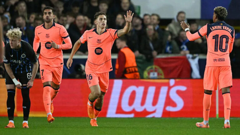 🏰🛡️ “برشلونة” يخطف نقطة تاريخية بالتعادل (3-3) رغم دراما إلغاء الهدف.. و”جدار” نيوكاسل يتحصن بثبات (2-0)