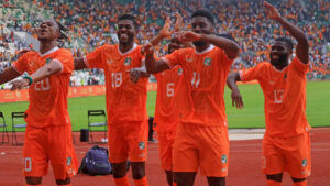 🎯 المجهر التكتيكي: عودة زاها المفاجئة واستبعاد نجوم التتويج.. فايي يراهن على “الخبرة الموازنة”