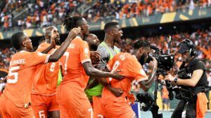 🥁”مزاد الكبار.. محرز يكتسح السوق بماركة ‘الأسرع’، وديالو يؤمن أصول الأفيال!”