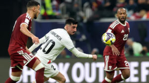 فلسطين تكتب تاريخاً جديداً في كأس العرب: وتسجل أول خسارة افتتاحية لقطر على أرضها منذ 1966