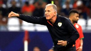 🏆 الزمن زماني والسماء مكاني: كيروش يتفجَّر غضباً.. “أضعنا الانتصار بأيدينا أمام المغرب!”