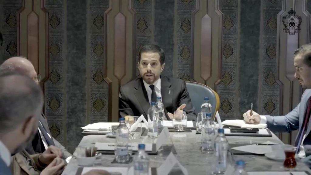 🇬🇧 من ضفاف “التاميز” إلى موانئ الاستقلال: طاولة لندن الدستورية ترسم ملامح العودة تحت مظلة العرش والشرعية