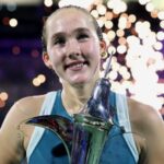 🇦🇪بـورصـة دبـي لـلأنـاقة: “مـيرا” تـعـود لـحـمـاية الـعـرش بـبـريـق كـارتـيـيـه! 🎾💎