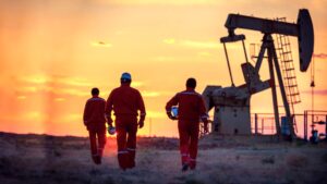 🗞️اختراق “زلطن”: شركة “سرت” تروض المكامن الصعبة بـ “الحفر الأفقي” وتضخ سيولة جديدة في الشرايين