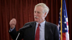 🏛️ المحور الأول: “تحالف المطرقة” (واشنطن – تل أبيب) تسييل الدماء في “غوش دان” وفاتورة “الاستحواذ العدائي” على قم والجنوب