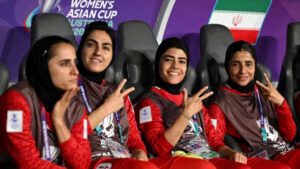 الضغط يشتد: طهران تستهدف عائلات لاعبات المنتخب النسائي لإجبار اللاجئات في أستراليا على العودة