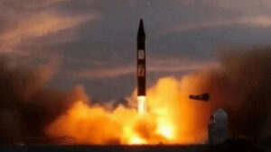 🚨 النشرة الحمراء : “بركان بيتاح تكفا.. حممُ ‘الوعد الصادق 4’ تذيبُ تحصيناتِ العمق” ⚠️ (مشهد فيديو زلزالي: لحظة الانفجار الكبير وتصاعد ألسنة اللهب في قلب فلسطين المحتلة)