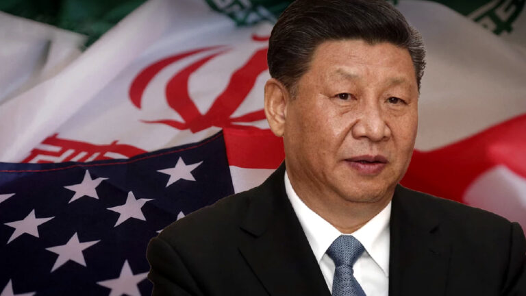 وانغ يي يكسر الصمت الصيني: الهدنة “فوق صفيح ساخن”.. وبكين مستعدة للتدخل لإنقاذ “الزخم الهش”