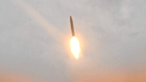 🚨 النشرة الحمراء : “مشاهد من فوهة الجحيم.. تفحم القلاع الصناعية والباليستي ‘فائق الثقل’ يبتلع يافا” ⚠️ (وثيقة مرئية وتحليلية: جردة الرماد في اليوم الـ 35 للحرب – القوة الضاربة تحسم الجدل)