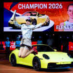 مباشر: “ريباكينا تلتهم ‘بورش’ شتوتغارت للمرة الثانية.. إيلينا تكسر عقدة ‘الألقاب المتفردة’ وتسحق موتشوفا في ليلة السيادة المطلقة على التراب!”