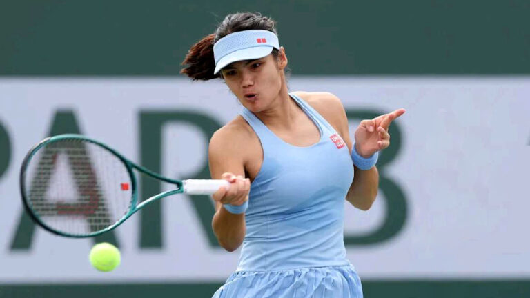 مباشر: “زلزال في ‘صندوق سحر’ مدريد.. رادوكانيو تمدد ‘العزلة السيادية’ بسبب الانهيار اللوجستي لصحتها، وألكاراز وديوكوفيتش ينسحبان من خط المواجهة!”