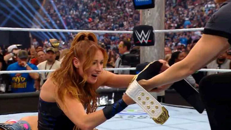 أخر تحديث: “بيكي لينش تستعيد ‘السيادة القارية’ بمناورة قذرة.. ‘ذا مان’ تكسر صمود إيه جاي لي فيWrestleMania 42، والحكم جيسيكا كار تدخل خط الاشتباك!”