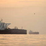 آخر تحديث: “الروبوتات الانتحارية في مواجهة ‘مهام-7’ المجهولة: واشنطن تبدأ عملية ‘تطهير الأشباح’ في هرمز.. وطهران تفقد السيطرة على حقول الألغام!”