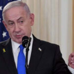 آخر تحديث : نتنياهو يمتطي “القبة الحديدية” لمواجهة “خريف العزلة”.. واشنطن تنسحب من “فخ إسلام آباد”.. والمنطقة على حافة “حرب الـ 48 ساعة” القادمة!