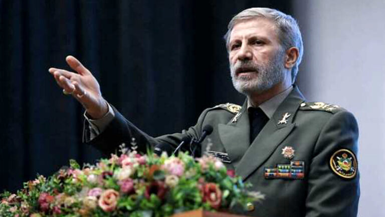 آخر تحديث: اللواء حاتمي يطلق “مانيفستو المقاومة” رداً على كاتس.. وحدة “السلطات الثلاث” خلف المرشد الجديد.. وطهران تتوعد بجعل “المعتدي المجرم” يندم ببروتوكول “الأمة الواحدة