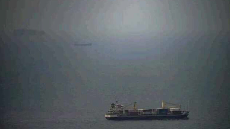 آخر تحديث: الحرس الثوري يزرع “موت هرمز” من جديد.. ترامب يفعّل أمر “القتل دون تردد”.. وهيغسيث يحذر: “الألغام هي رصاصة الرحمة على الهدنة”!