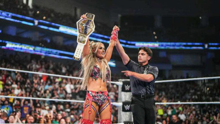 من دياجير بلفاست إلى ذهب تكساس: تيفاني ستراتون تذل “الأناكوندا” وتنتزع لقب الولايات المتحدة! وتعلن بداية رحلة غزو ريسلمانيا 43 بالسعودية!