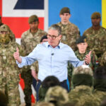 مباشر : “غضب لندن”.. ريفز تهاجم “حماقة” ترامب، وستارمر يواجه “إفلاساً دفاعياً” وسط تمرد الجنرالات