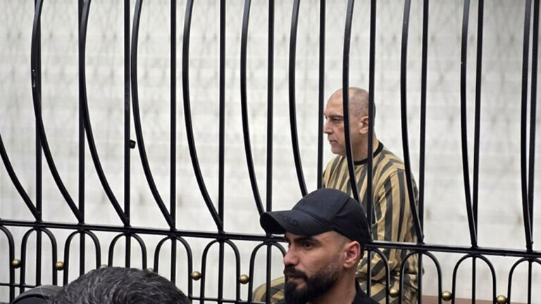 آخر تحديث :”قصر العدل يفتح أبواب الحساب: عاطف نجيب وجهاً لوجه مع ‘أطفال درعا’ في أولى الجلسات.. وأمجد يوسف يسقط في قبضة ‘المداهمة الصاعقة’ بصدمة الجزار المذعور!”