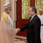 آخر تحديث : “من إسلام آباد إلى مسقط: عراقجي يضع ‘حقيبة الردع الدبلوماسي’ أمام السلطان هيثم.. طهران تعلن إفلاس ‘الوجود الأمريكي’ وتدعو لحلف ‘الأمن الجماعي’ بعيداً عن حماقات واشنطن!”